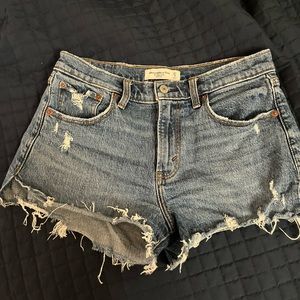 Mid-rise mom shorts from Abercrombie & Fitch